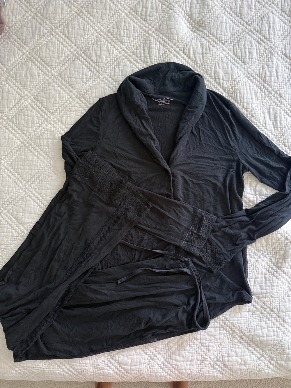 VICTORIA'S SECRET WOMEN'S BLACK LACE SIDES TRIM SUPERSOFT MODAL PAJAMA SET Sz XS - Picture 15 of 16